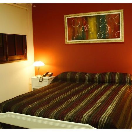 Hotel Boutique Santiago サンティアゴ・デル・エステロ エクステリア 写真
