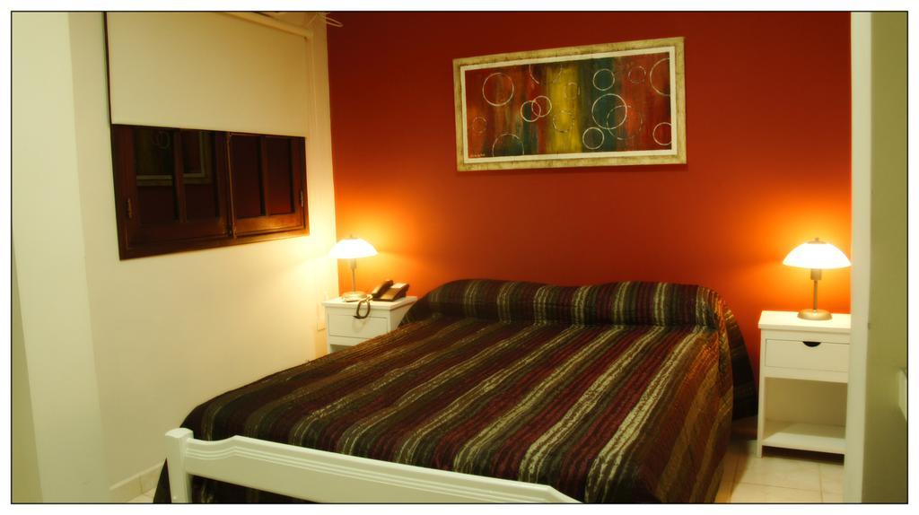 Hotel Boutique Santiago サンティアゴ・デル・エステロ エクステリア 写真